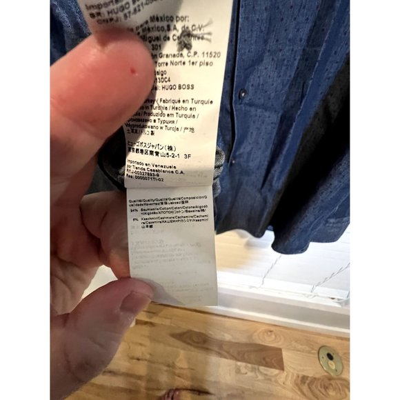 Hugo Boss Cotton Cashmere Polka Dot Long Sleeve Button Up Shirt - Size XL - Picture 5 of 6